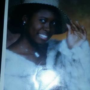 Meet your Posher, Monique